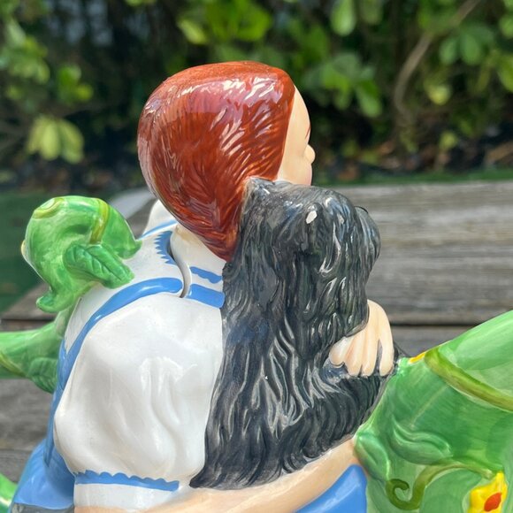 Dorothy and Toto Wizard of OZ Teapot Treasure Craft 2000 - Picture 7 of 9